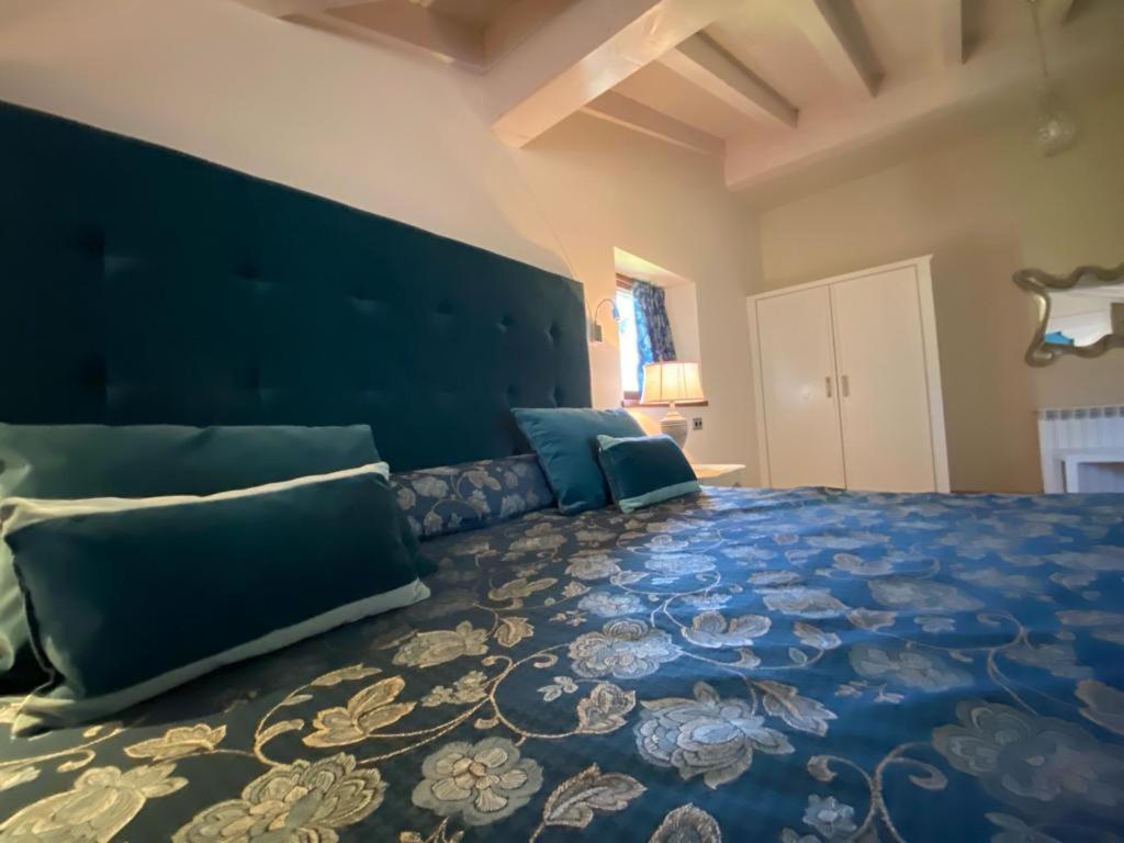 Picos De Europa Suites And Rooms Турьено Экстерьер фото