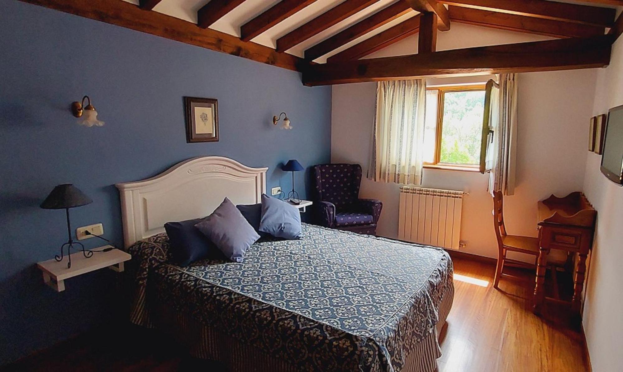 Picos De Europa Suites And Rooms Турьено Экстерьер фото