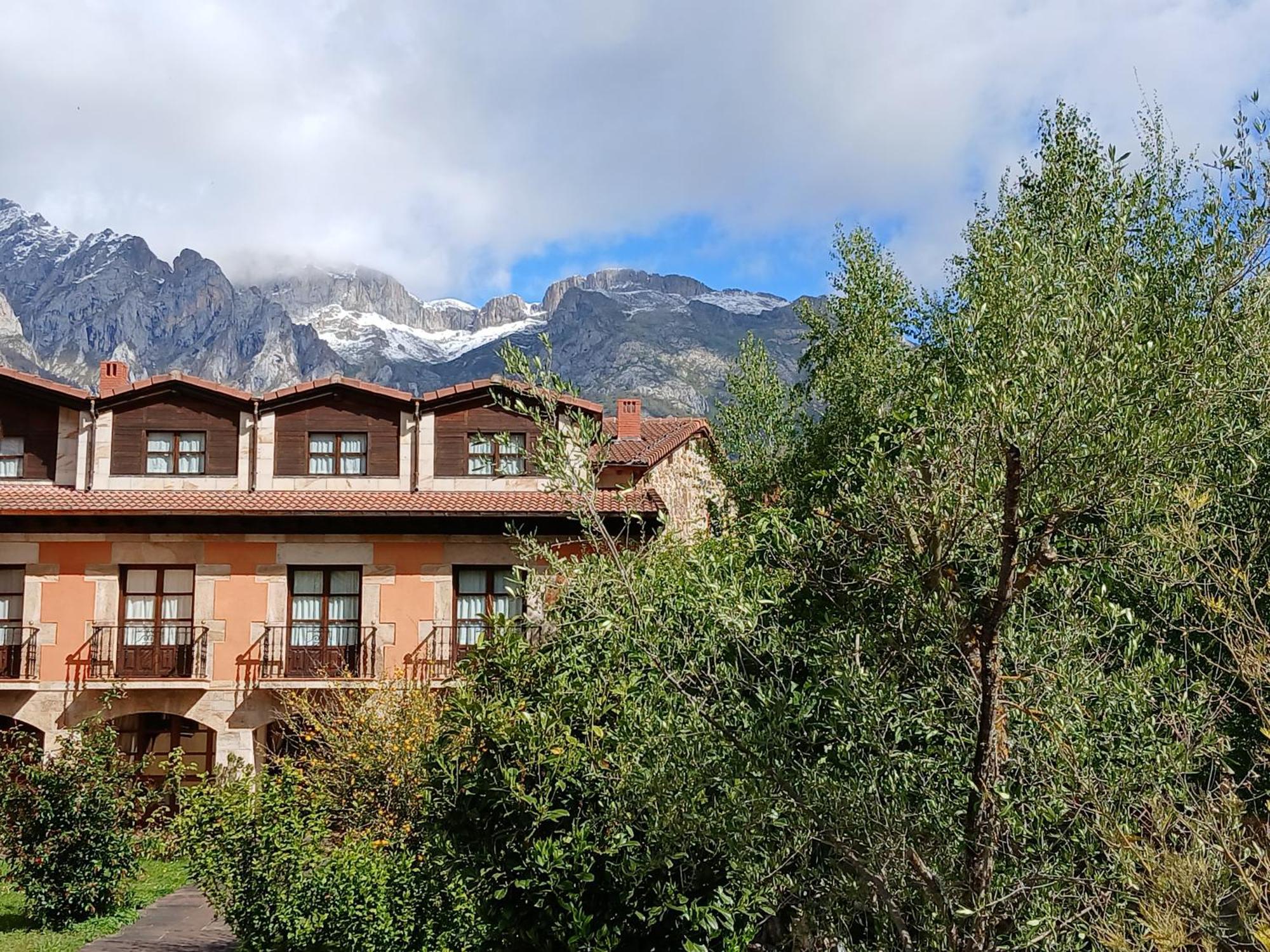 Picos De Europa Suites And Rooms Турьено Экстерьер фото